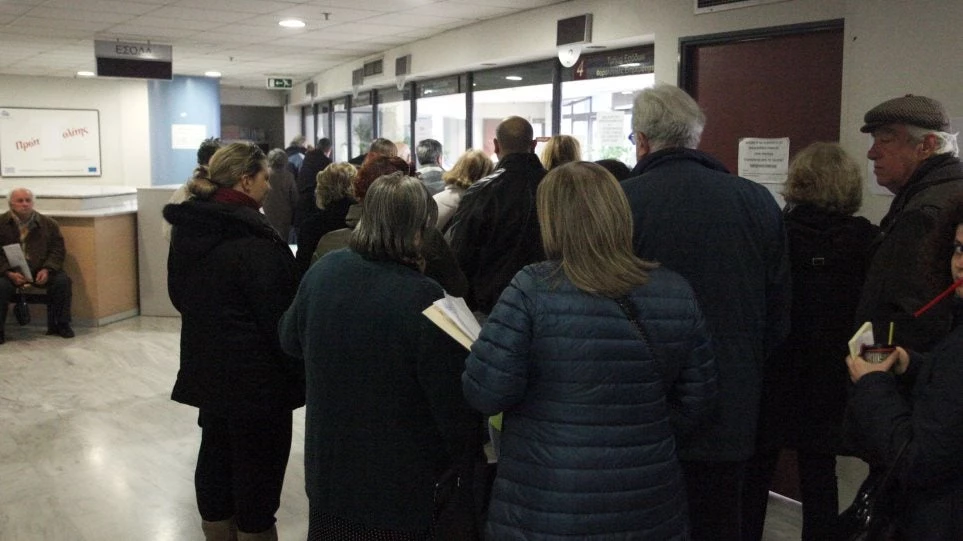 Φορολογικό «σφυροκόπημα» 10,3 δισ. ευρώ έως το τέλος του έτους